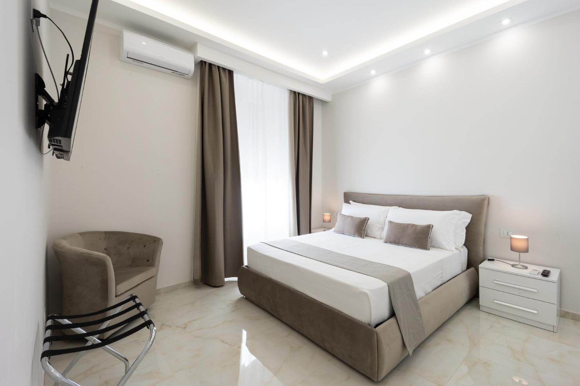 Caruso Regal House Apartment Rome Bagian luar foto